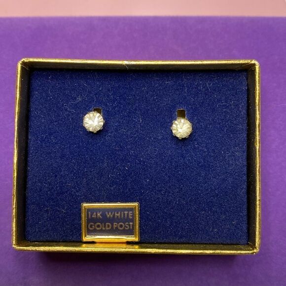 Jewelry - 💛 Vintage 14k White Gold Post Crystal Earrings